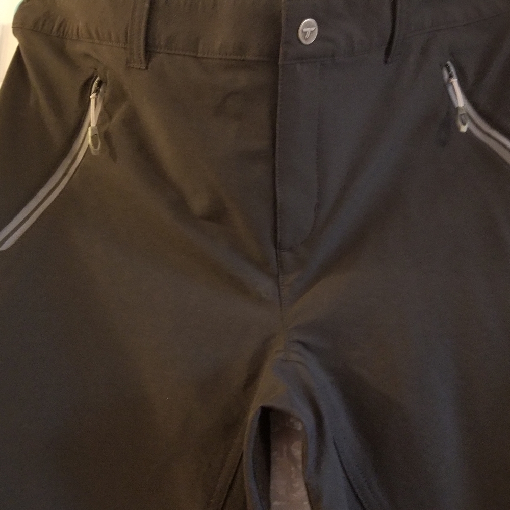 Columbia Womens 12 Titan Pass Hybrid pants